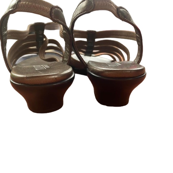 Munro Brown Sling Back Sandal Size 6.5 - Picture 3 of 7